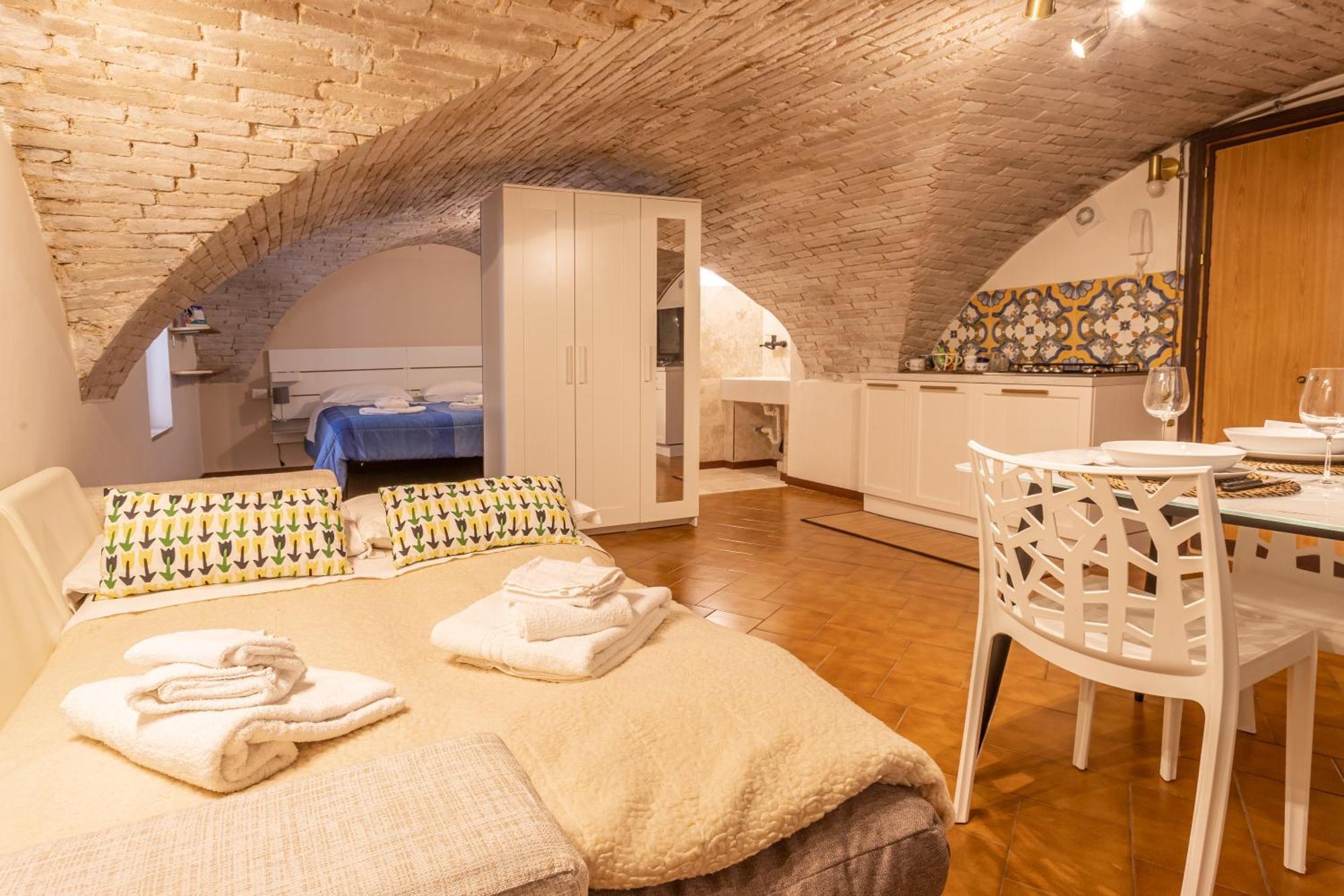 Suite N4 - Loft Caratteristico Nel Centro Storico 페루자 외부 사진